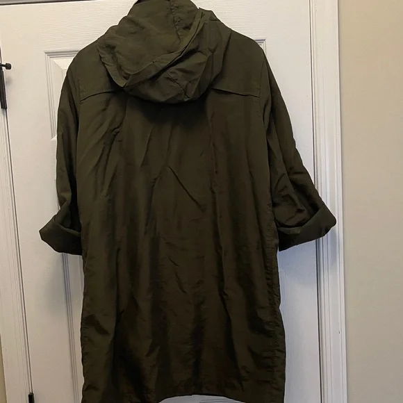 Jones New York Olive Utility Jacket with Gold Accents - Picture 7 of 9